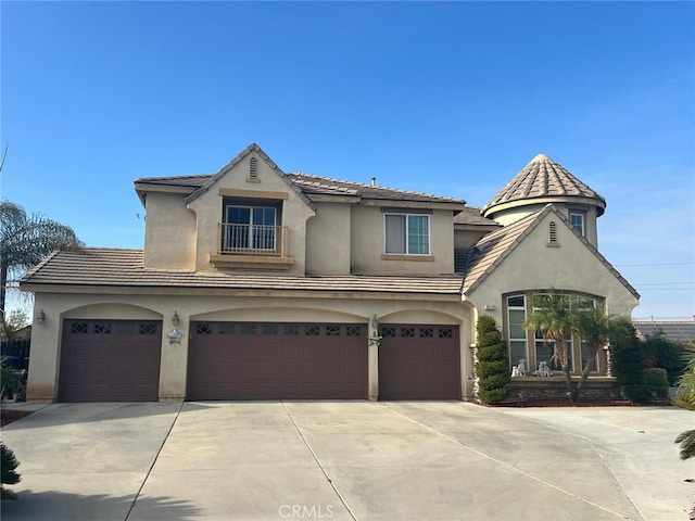 view of front of house with a garage