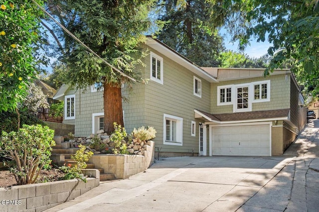 view of front facade with a garage