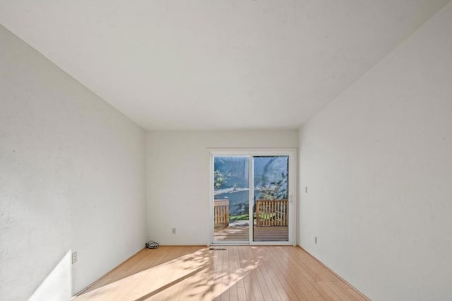 empty room featuring light hardwood / wood-style flooring