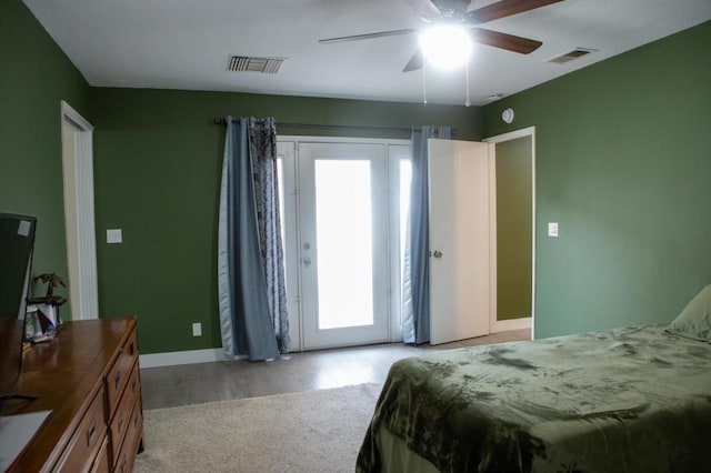 bedroom with ceiling fan