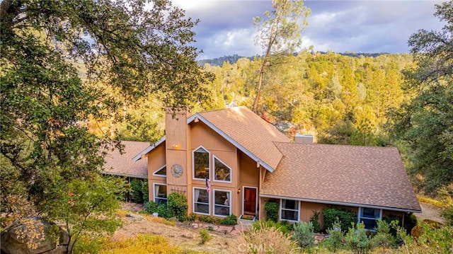 view of front of property