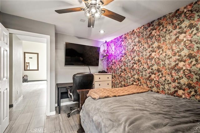 bedroom featuring ceiling fan