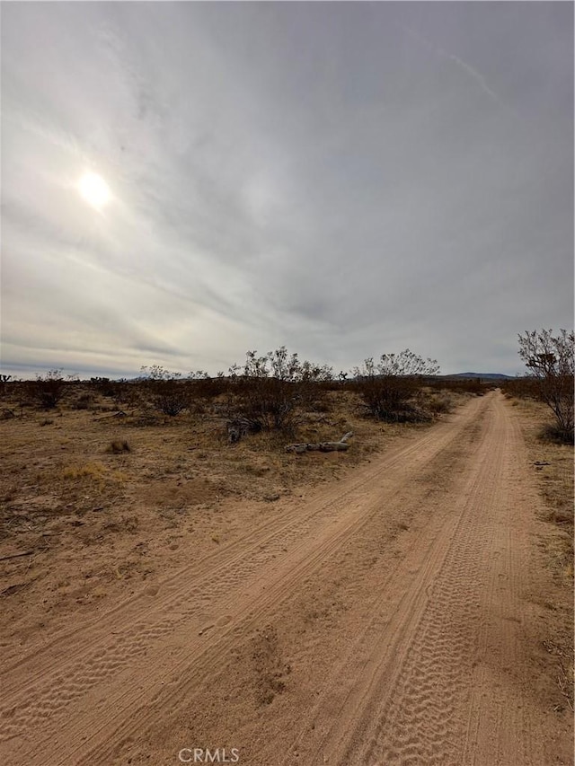 Listing photo 3 for 1 Canterbury, Yucca Valley CA 92284