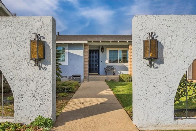 view of property entrance