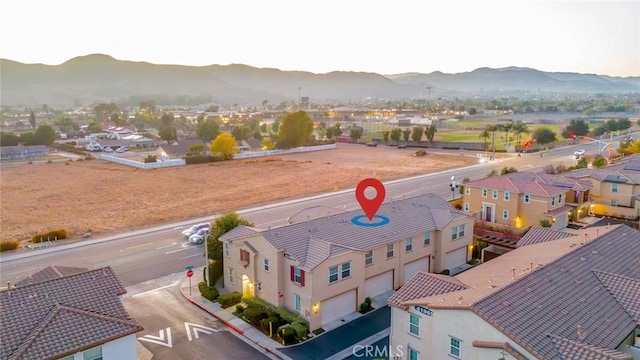 bird's eye view featuring a mountain view