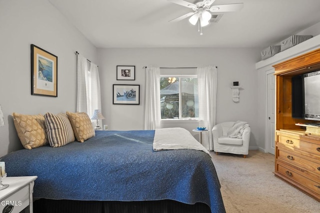 bedroom featuring carpet flooring and ceiling fan