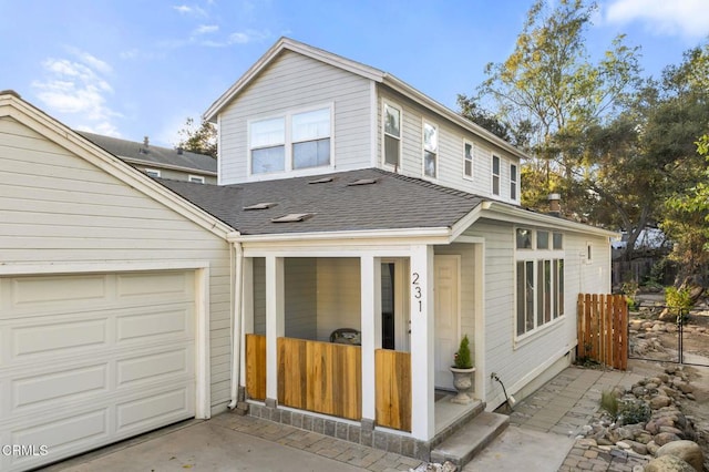 view of front facade with a garage