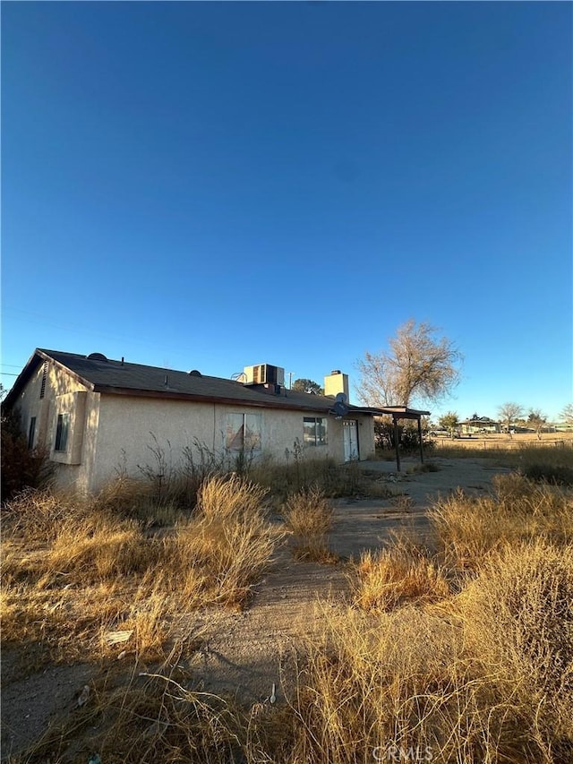 view of side of home