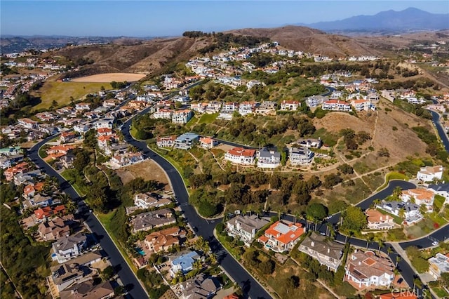 bird's eye view with a mountain view