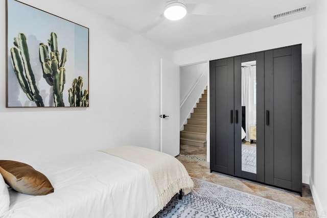 bedroom with ceiling fan