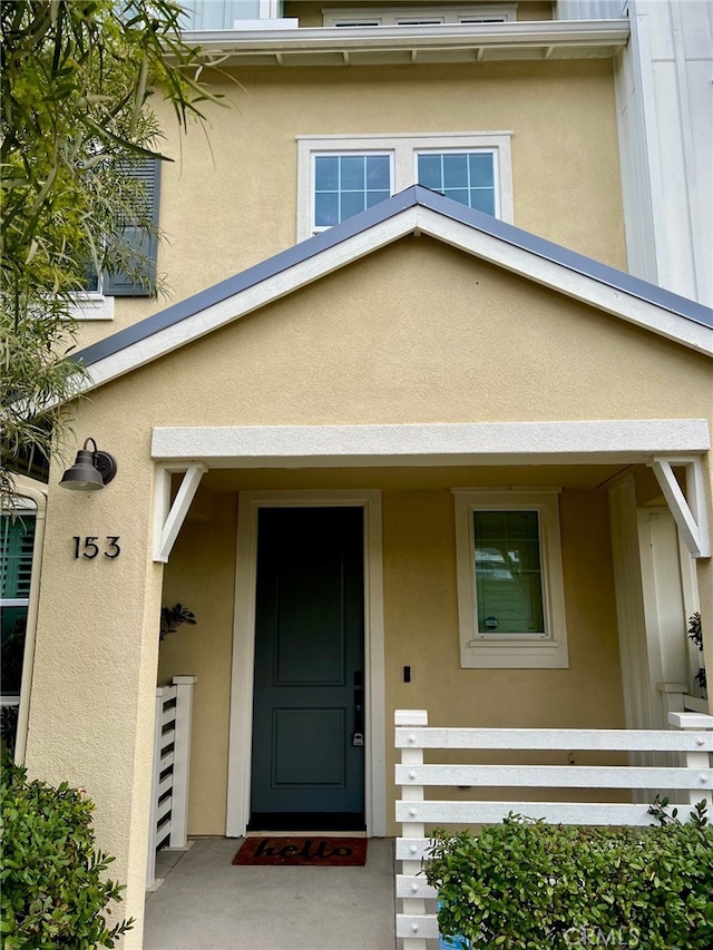 view of entrance to property