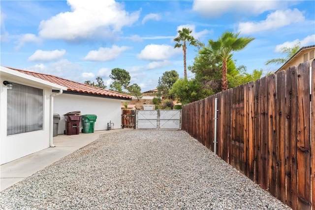 view of yard with a patio area