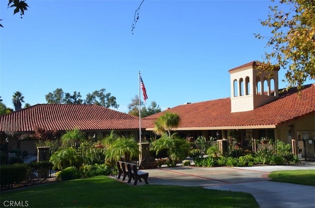 view of building exterior