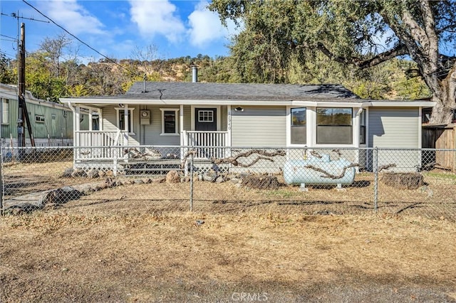 view of front of property featuring covered porch