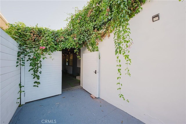 view of entrance to property