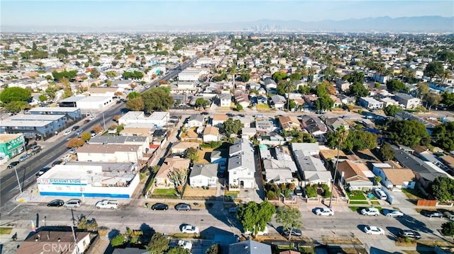 drone / aerial view featuring a mountain view