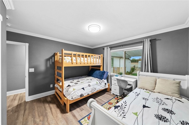 41026 Los Amantes Rd, Temecula, CA 92592 - bedroom featuring wood finished floors and crown molding