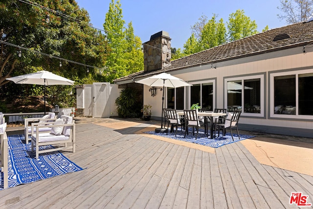 view of wooden deck