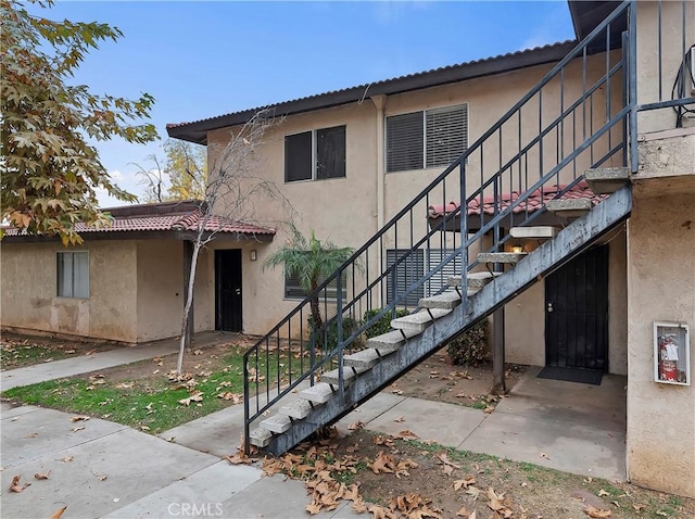 exterior space featuring a patio area