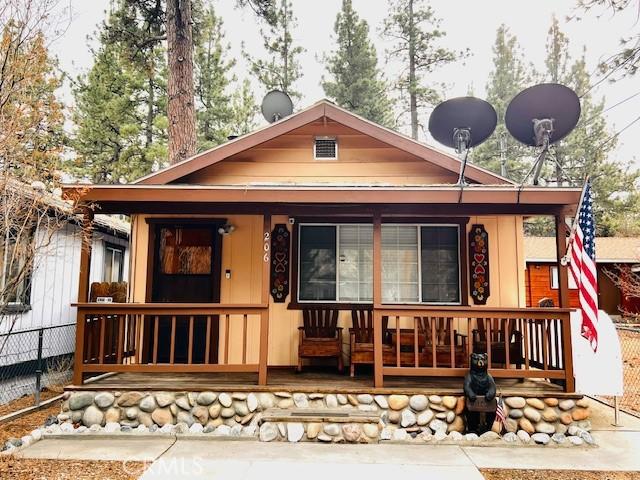 206 E Barker Blvd, Big Bear City, CA 92314 - view of front of property featuring covered porch and fence