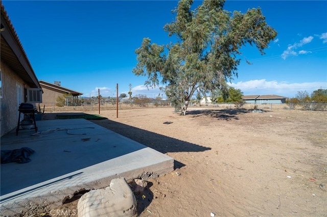 view of yard with a patio area