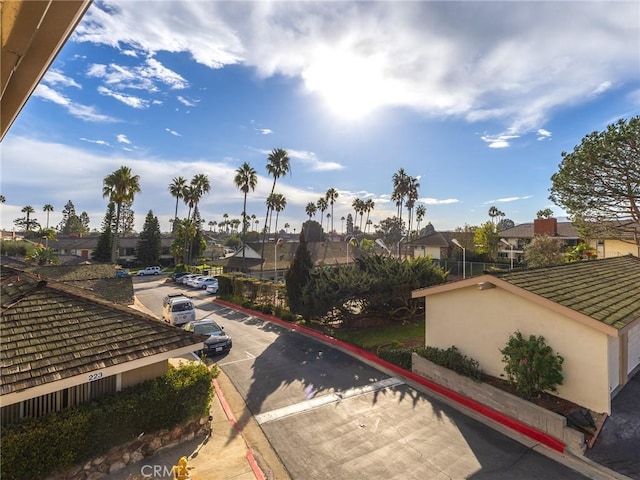 view of yard with a residential view