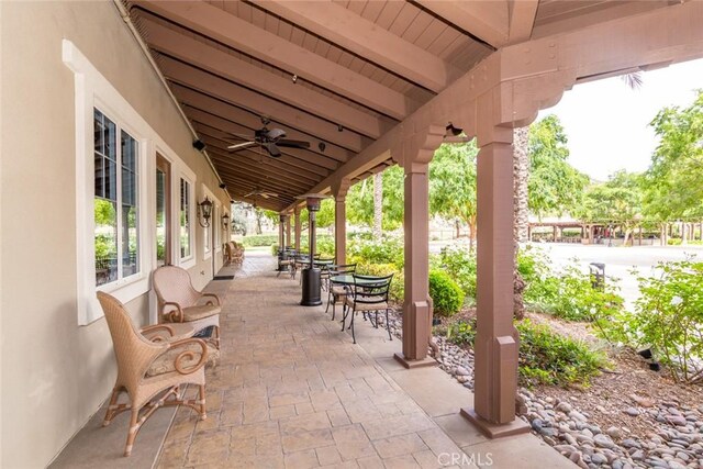 view of patio with ceiling fan and covered porch