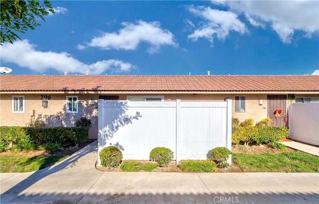 view of front of home