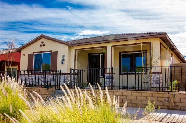 view of front of house with covered porch