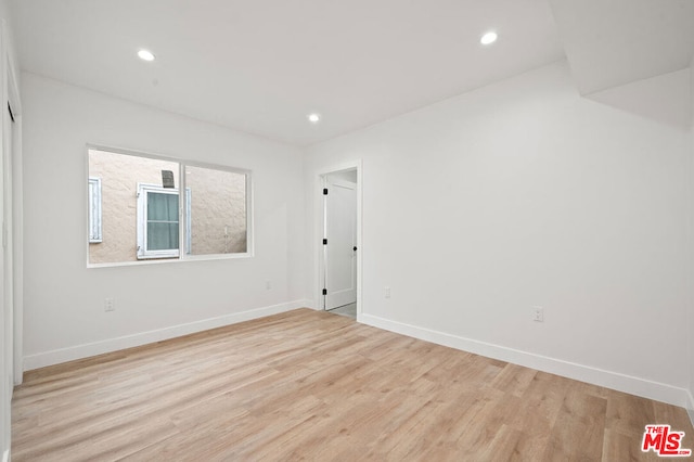 empty room featuring light hardwood / wood-style flooring