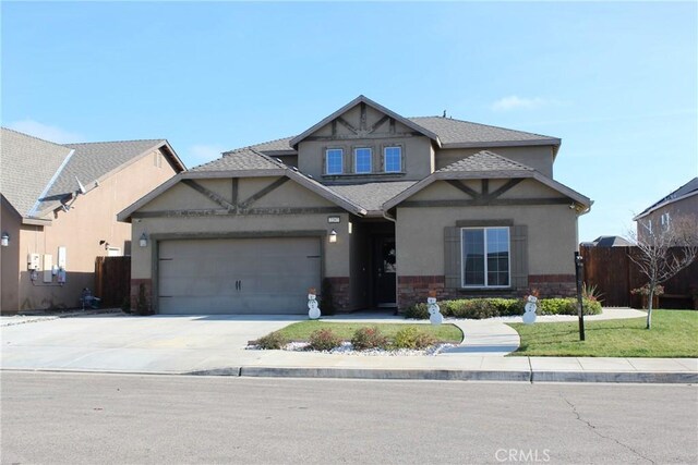 view of front of house featuring a front lawn