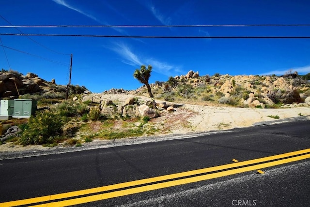 Listing photo 2 for 57235 Farrelo Rd, Yucca Valley CA 92284