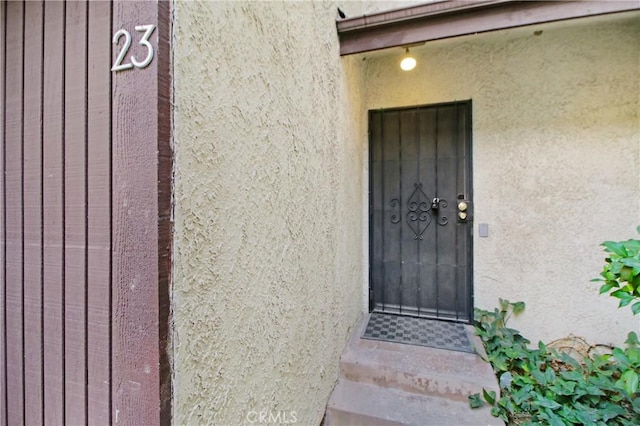 view of doorway to property