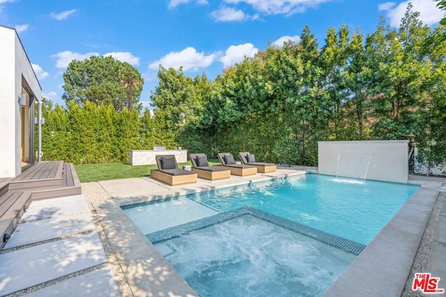 view of pool featuring a patio and pool water feature