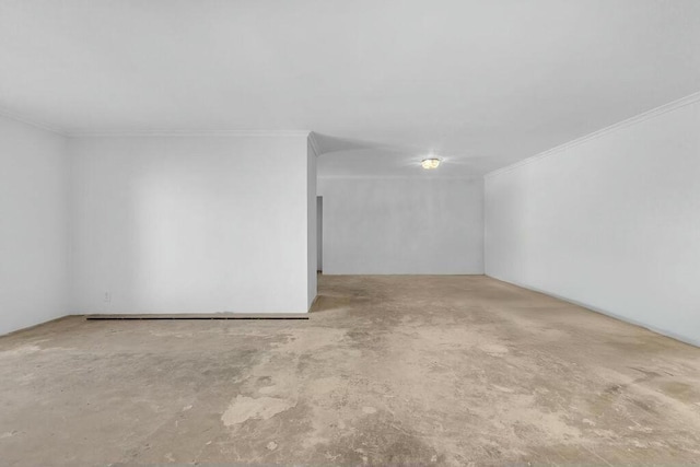 empty room with crown molding