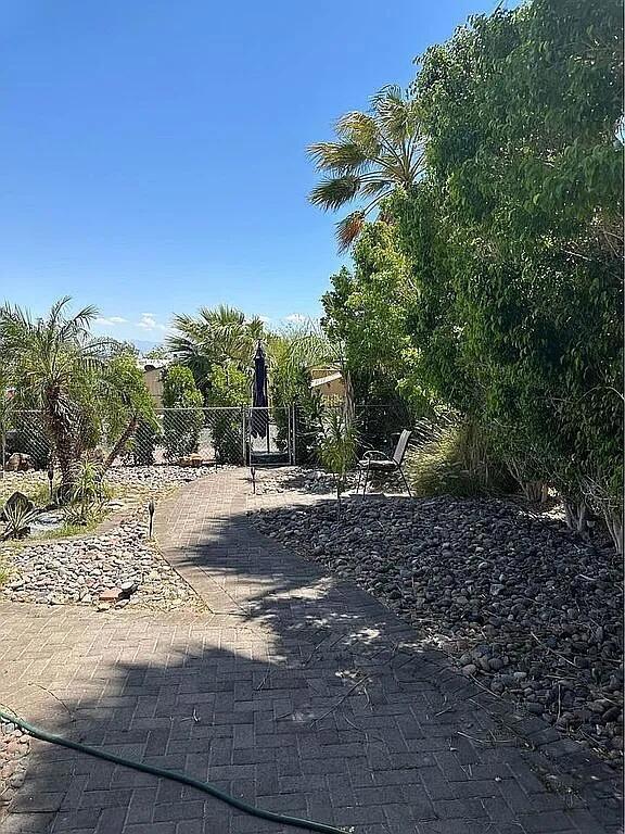 Listing photo 2 for 14200 Indian Ave Unit 67-68E, Palm Springs CA 92258