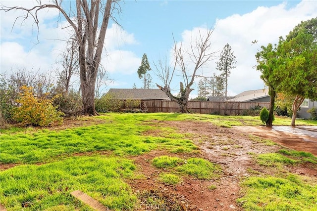 5690 Paradise Ave, Paradise, CA 95969 - view of yard