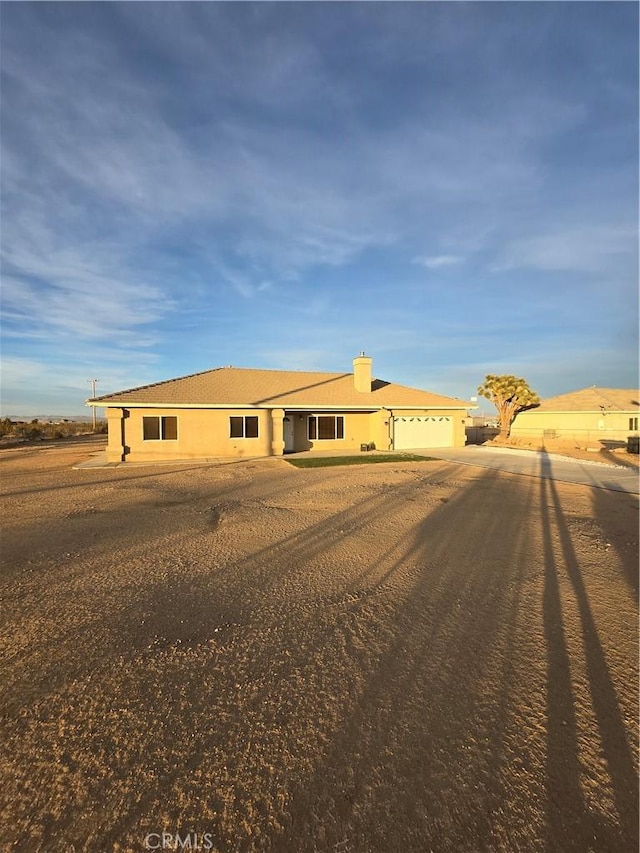 view of front facade with a garage