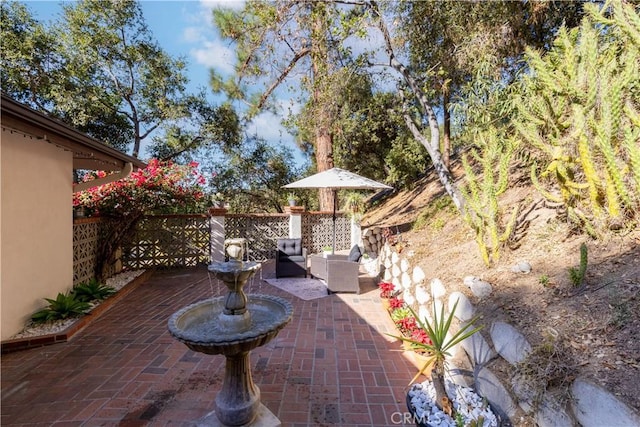 2541 Sleepy Hollow Dr, Glendale, CA 91206 - view of patio