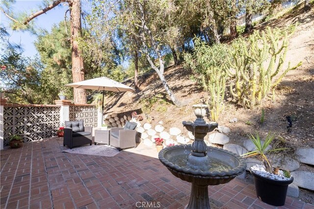 2541 Sleepy Hollow Dr, Glendale, CA 91206 - view of patio