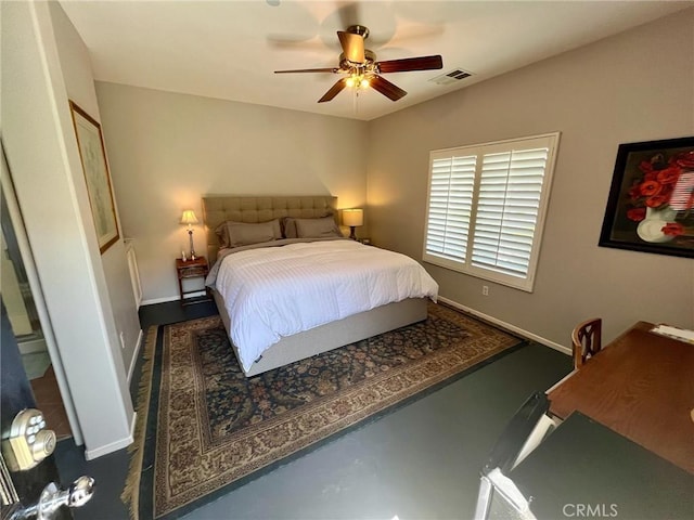 bedroom with ceiling fan