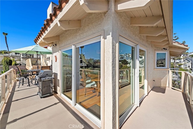 balcony with area for grilling