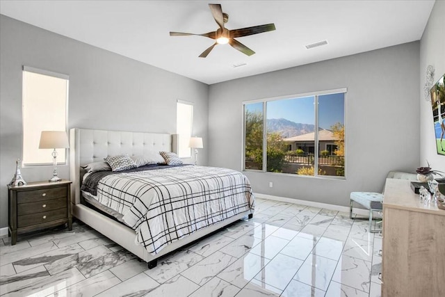 bedroom with ceiling fan