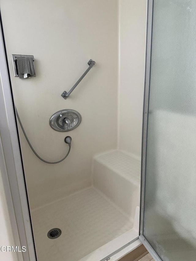 bathroom featuring a shower