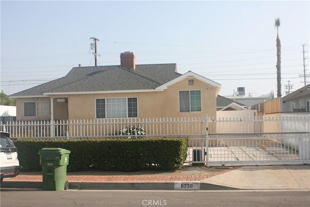 view of front of house