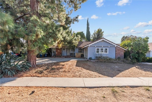 view of front of home