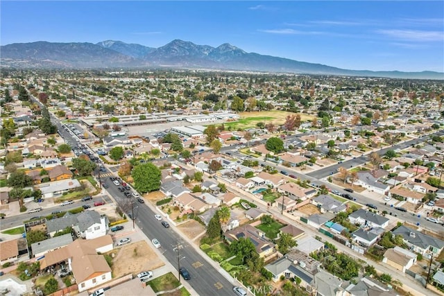 bird's eye view featuring a mountain view