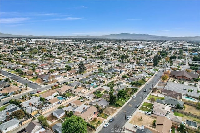 bird's eye view featuring a mountain view