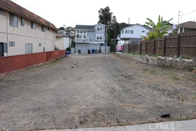 879 W 18th St, San Pedro, CA 90731