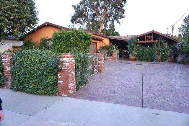 view of front of house featuring a garage